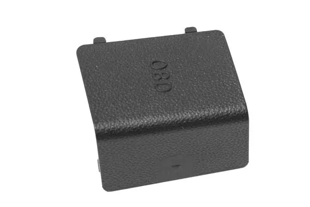BMW Diagnostic Plug Cover – OBDII Plug Trim Cover (Black) | 2006-2013 51437147538