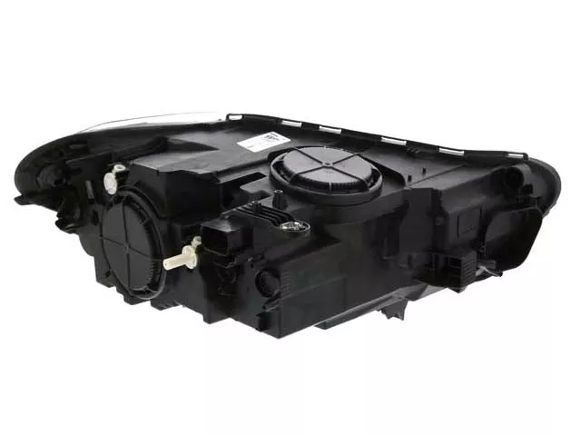 BMW Headlight Assembly (Halogen) | 2016-2022 63117346537