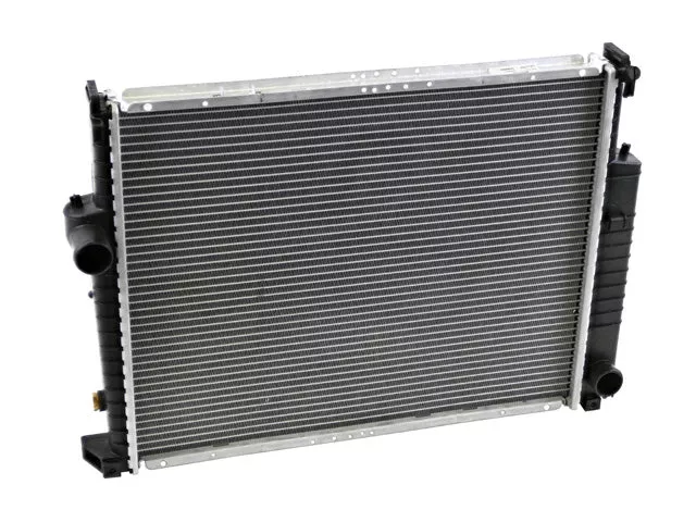 BMW Radiator | 1987-1993 17112241912