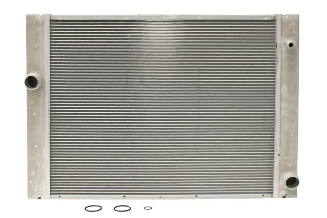 BMW Radiator | 2002-2005 17117585440