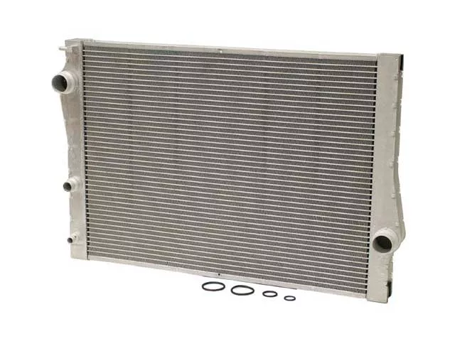 BMW Radiator | 2014-2016 17117807624