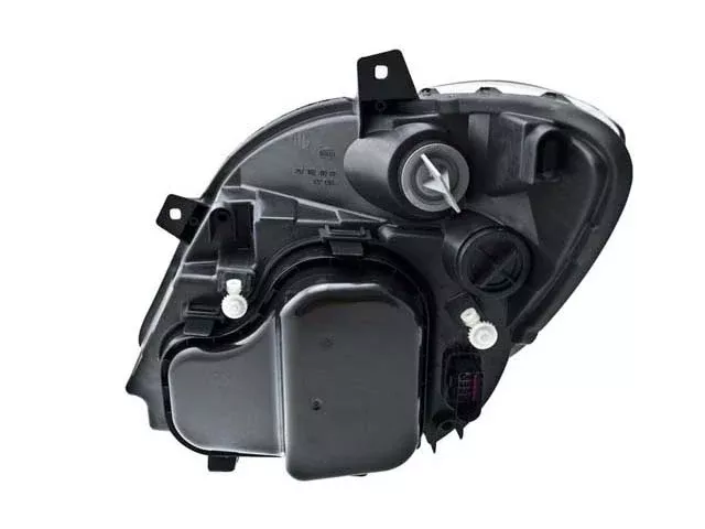 Mercedes-Benz Headlight Assembly (Halogen) | 2010-2013 9068201661
