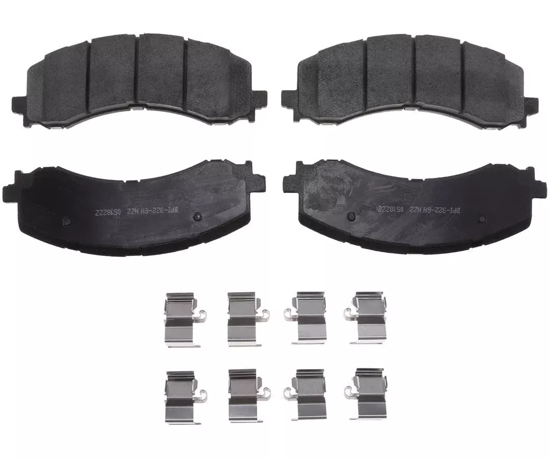 Raybestos Mgd2383Ch Brake Pad Set